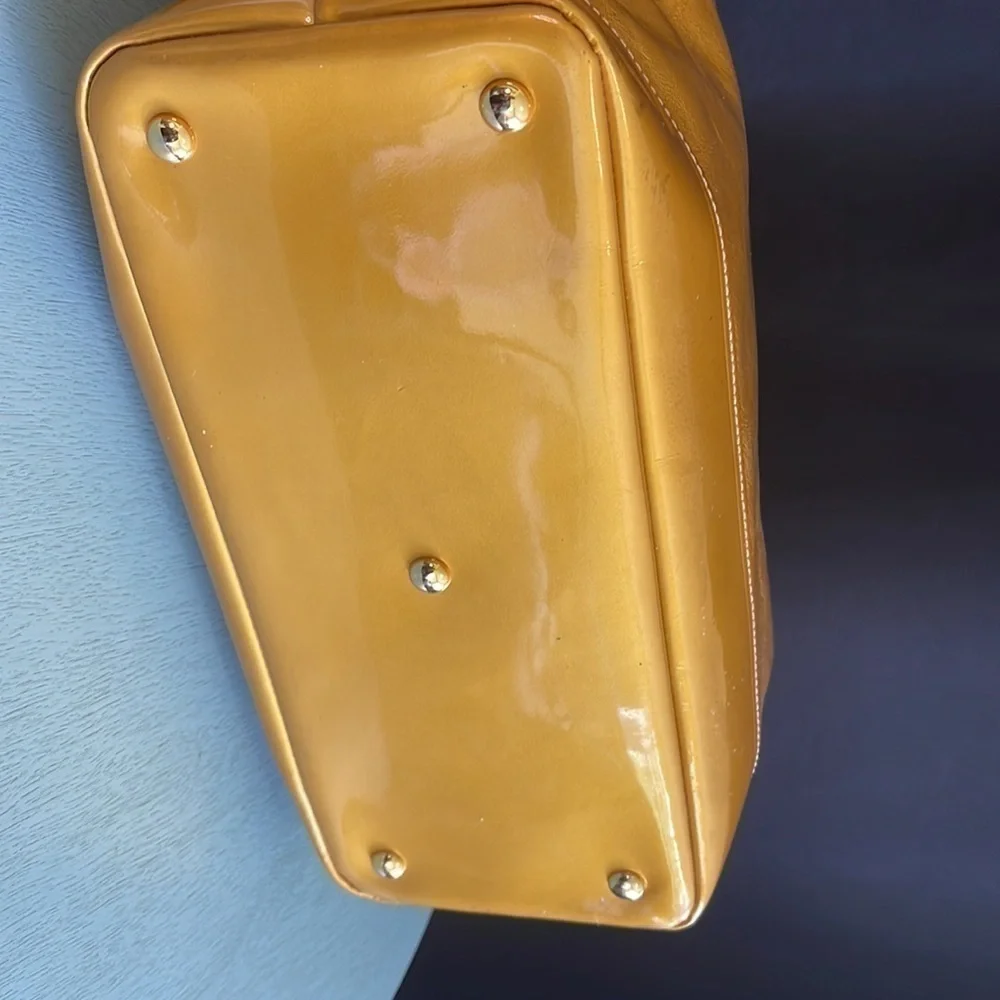 Gold patent Longchamp Legende doctor’s bag/satchel - Picture 3 of 9